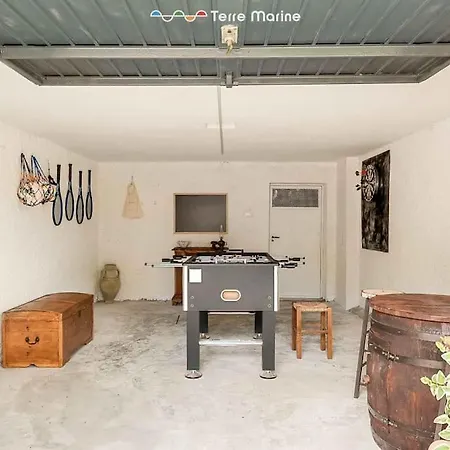 빌라 Maison Ro, Terremarine *