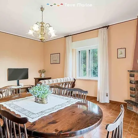 Maison Ro, Terremarine וילה Vezzola