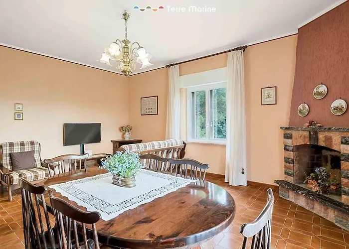 Maison Ro, Terremarine Villa Vezzola
