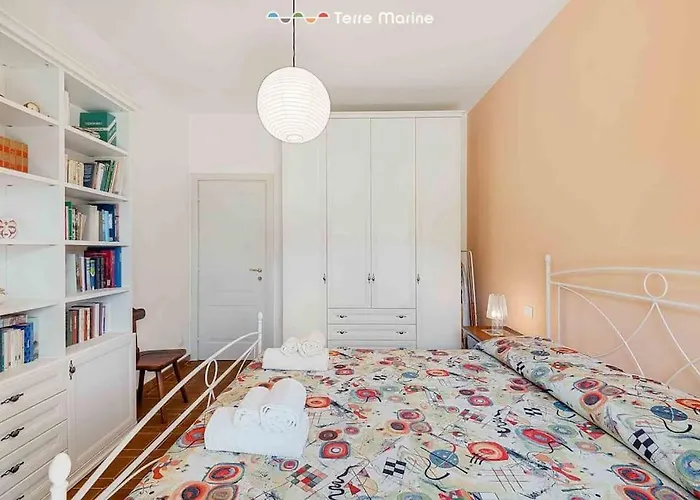 Maison Ro, Terremarine Villa